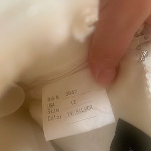 Never been worn, altered or modified in any ways. It’s in great condition.